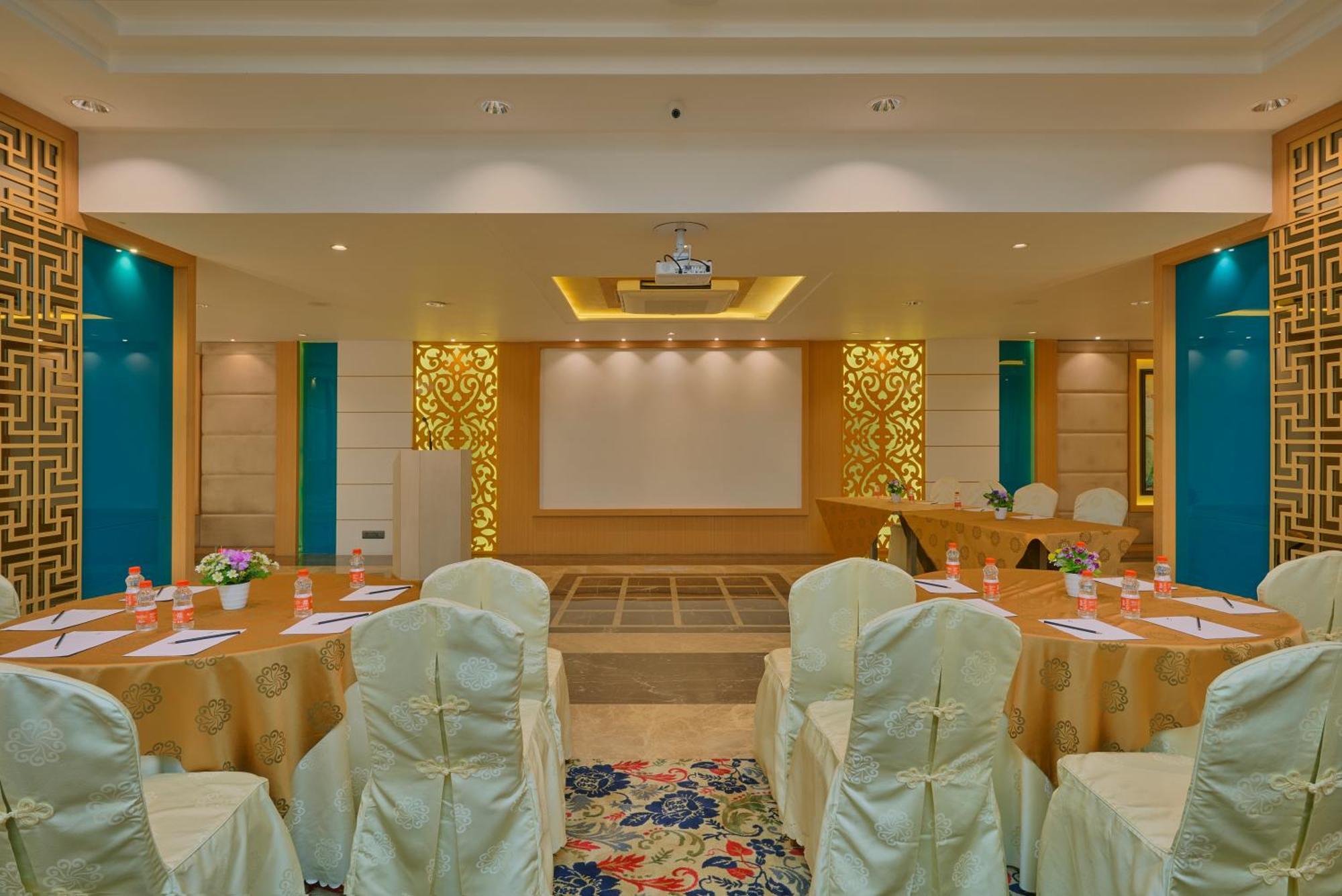 Skk Blu Hotel & Spa Udajpur Exteriér fotografie