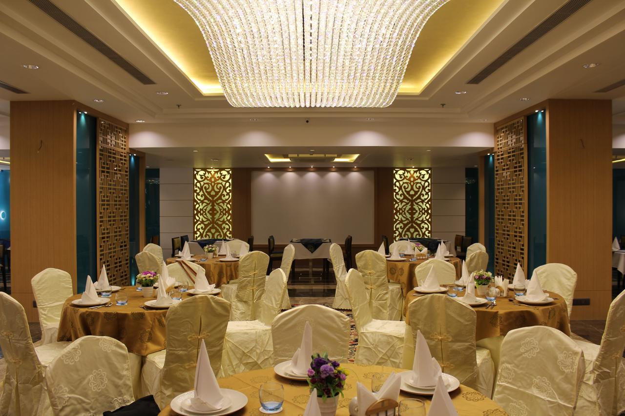 Skk Blu Hotel & Spa Udajpur Exteriér fotografie