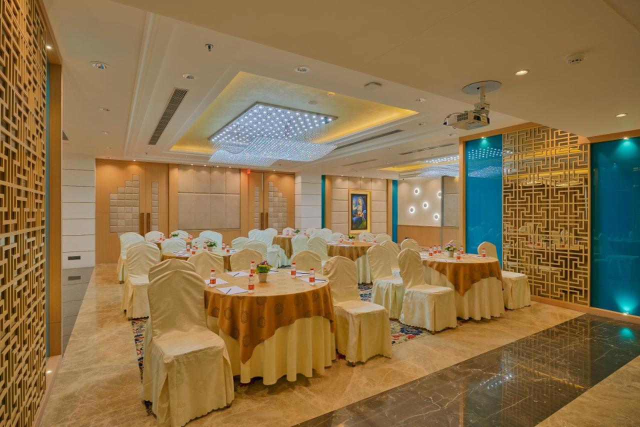 Skk Blu Hotel & Spa Udajpur Exteriér fotografie