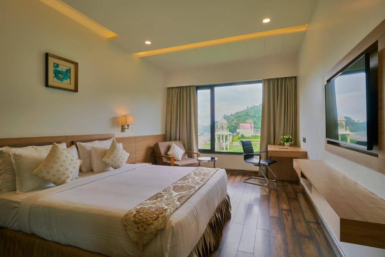 Skk Blu Hotel & Spa Udajpur Exteriér fotografie
