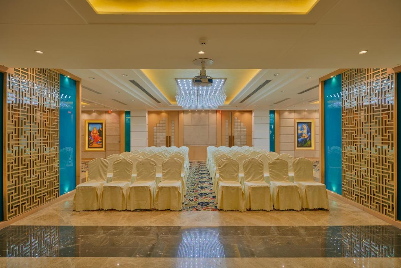 Skk Blu Hotel & Spa Udajpur Exteriér fotografie